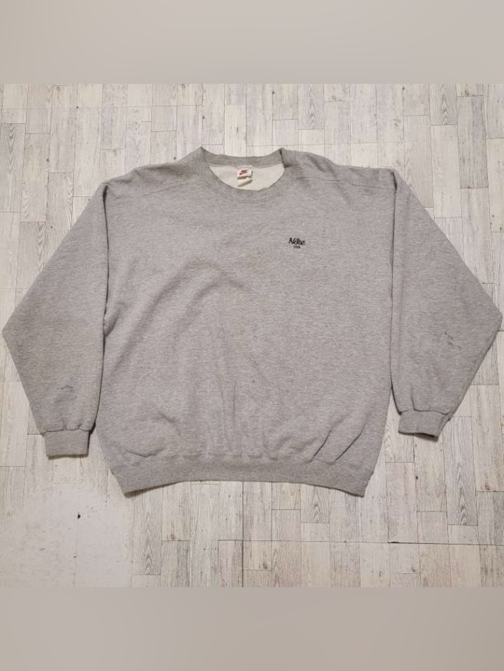 Vintage Nike USA Grey Athletic Crewneck Sweatshirt Size L USA Made